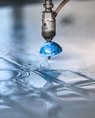 Zalety i wady cięcia wodą