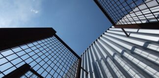 Jak wytrzymać 8 godzin na nogach?