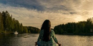 Jak pozycja stojąca wpływa na funkcjonowanie organizmu pracownika? Jak pozycja stojąca wpływa na funkcjonowanie organizmu pracownika?