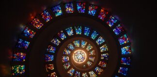 Czy religia wlicza się do czerwonego paska? Czy religia wlicza się do czerwonego paska?