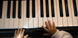 Jakie zalety ma uczenie się przez doświadczenie oraz przez działanie? Jakie zalety ma uczenie się przez doświadczenie oraz przez działanie?