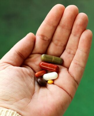 Co należy zrobić aby wyeliminować negatywne skutki pracy w pozycji siedzącej?