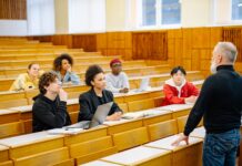 Czy warto inwestować w program CGMA od CIMA na studiach podyplomowych? Analiza korzyści dla kariery program CGMA od CIMA na studiach podyplomowych