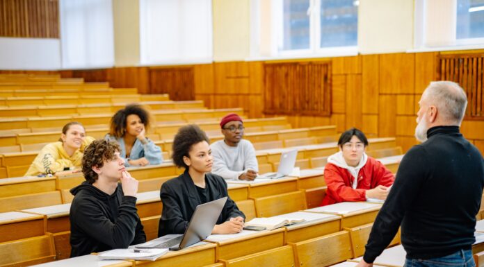 Czy warto inwestować w program CGMA od CIMA na studiach podyplomowych? Analiza korzyści dla kariery program CGMA od CIMA na studiach podyplomowych